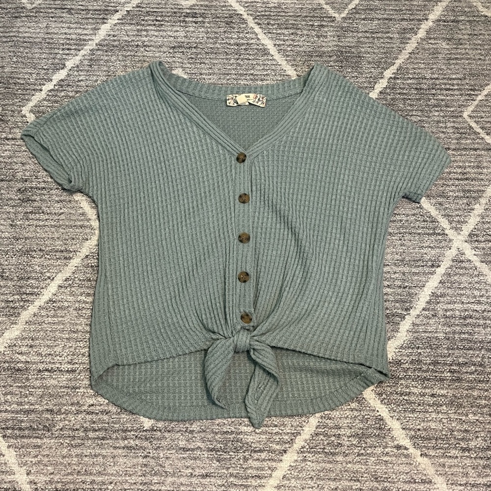 XS Button Lose Short Sleeve Shirt